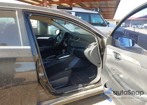 2017 Nissan Sentra S z USA, uszkodzony, nr VIN 3N1AB7AP4HY238117